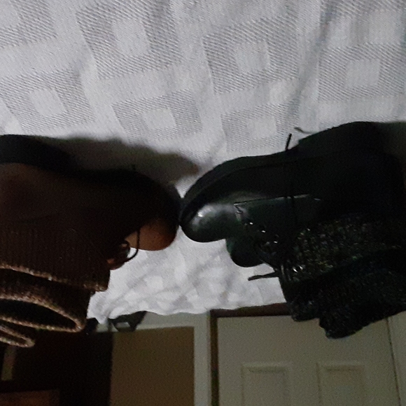 Jessica Cline Ankle Boots black. Excellent, size 8 - Picture 2 of 4